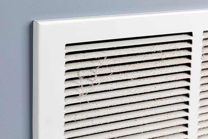 Dirty vent needing air duct cleaning